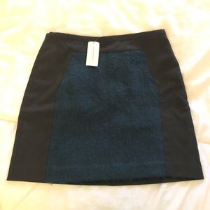 NWT Banana republic skirt with wool panel size 4